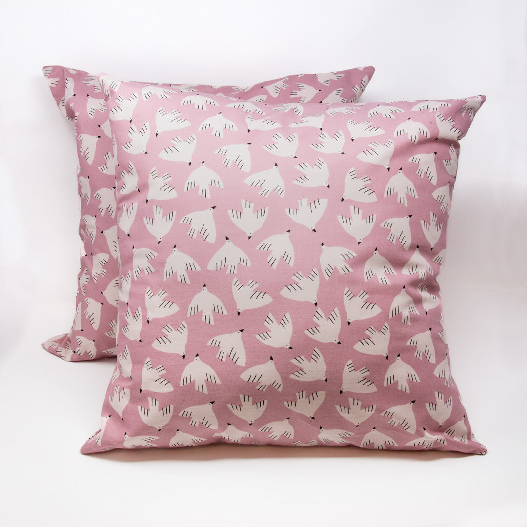 101 - Sewing Machine: Throw Pillow - Sunday, September 13th, 11:00am - 2:00pm-Class-Spool of Thread
