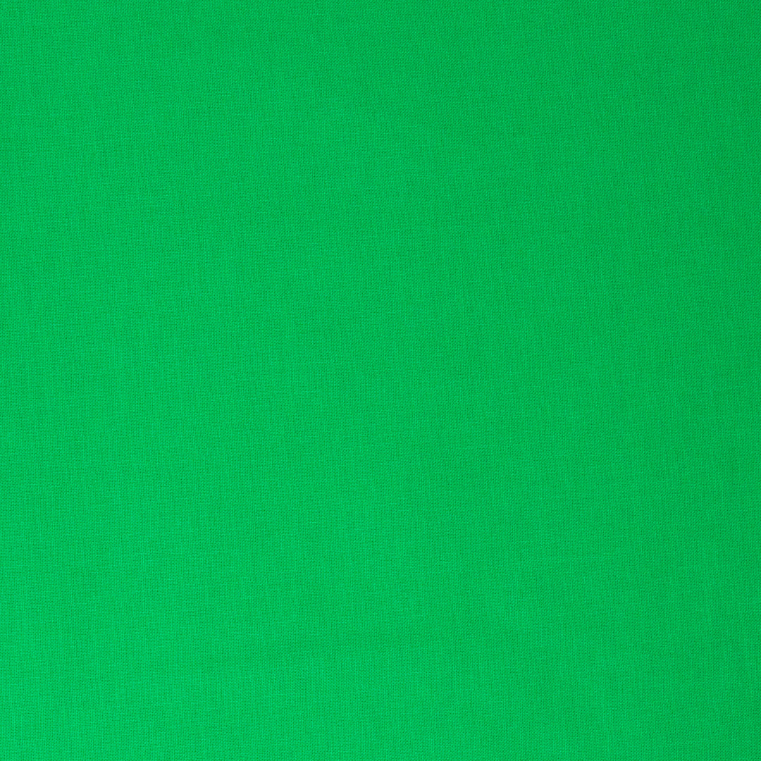 Colorworks Premium Solid Kelly ½ yd