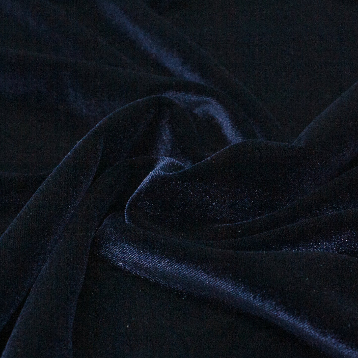 Chase Polyester Stretch Velvet Plum ½ yd