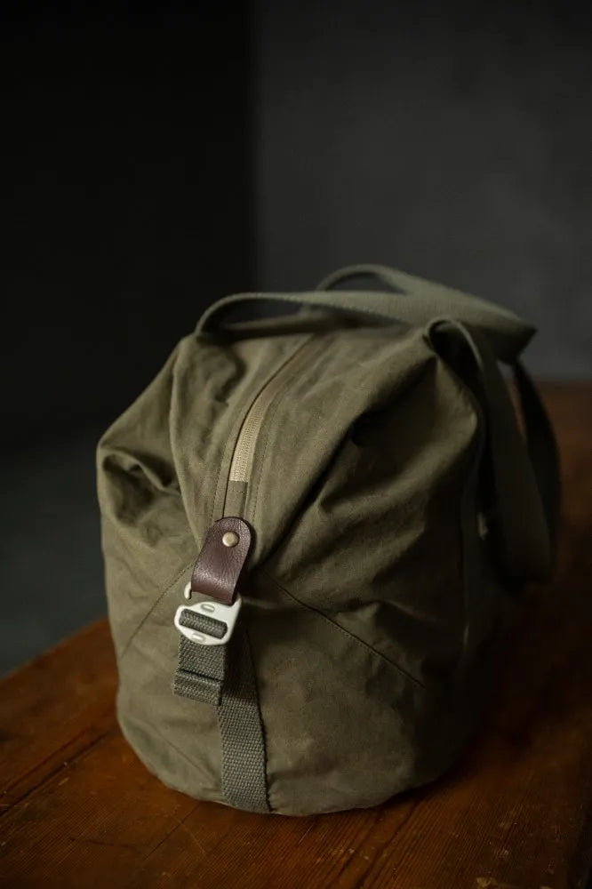 Merchant & Mills The Weekender by Francli Paper Pattern-Pattern-Spool of Thread